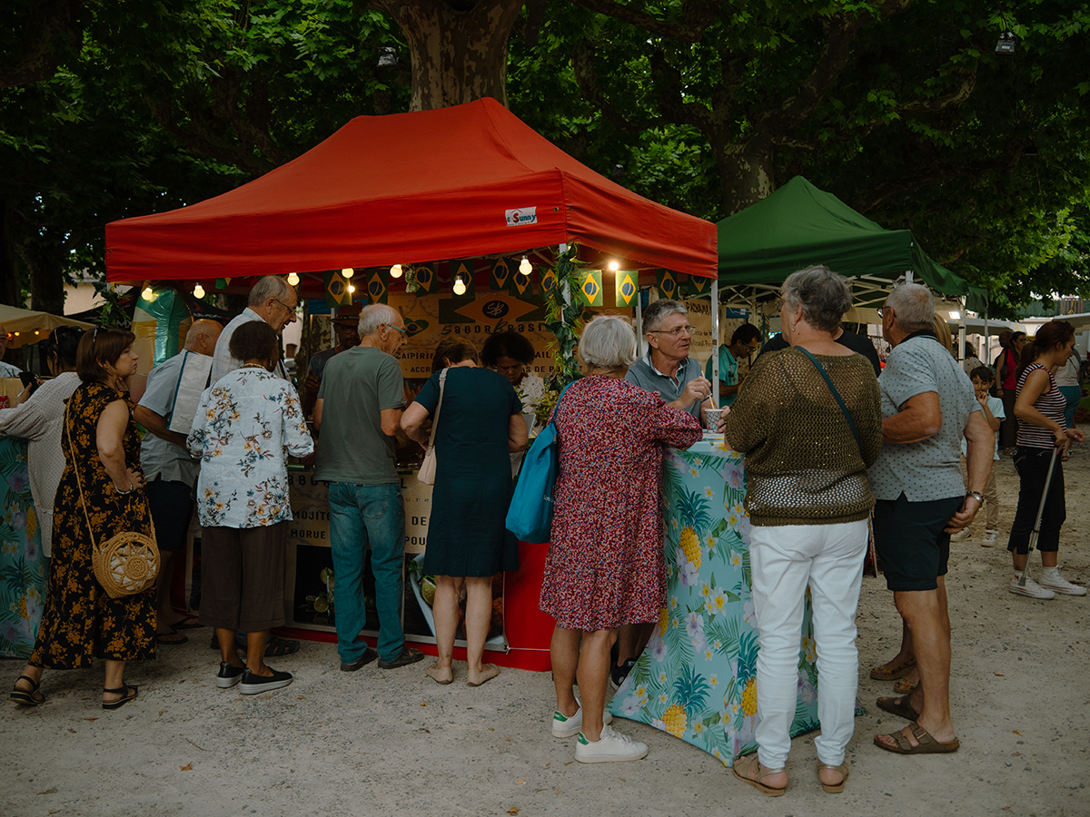 LES MARCHÉS NOCTURNES - MAS-SAINTES-PUELLES